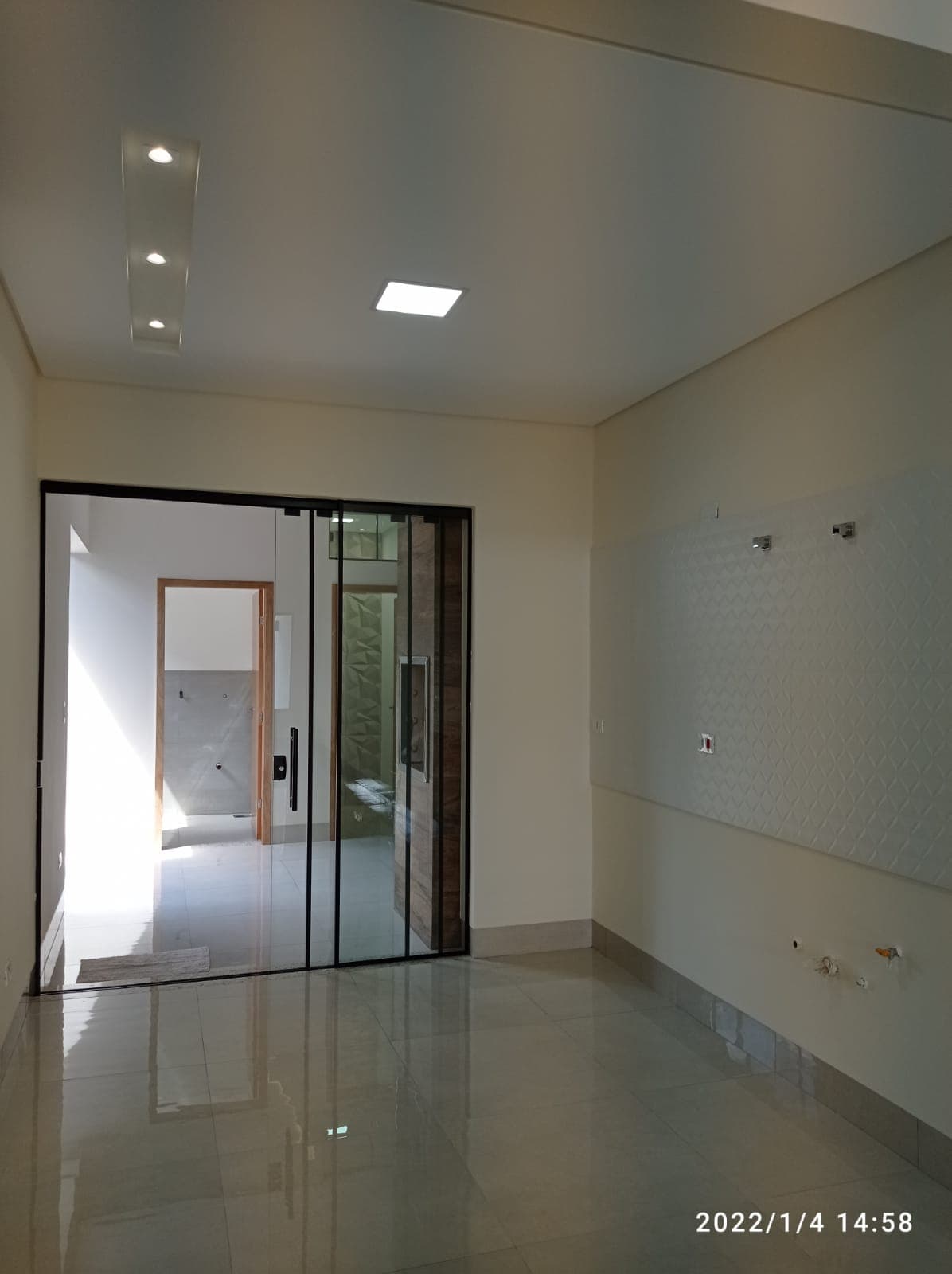 Casa de Alto Padrão com Área Gourmet - Maringá - Miniatura 4